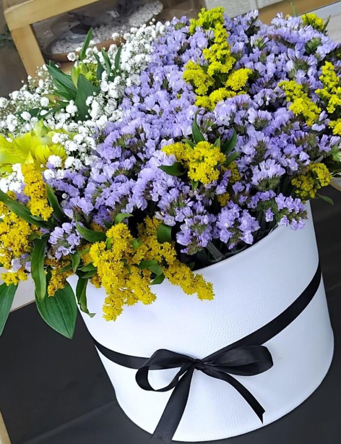 Mixed Color Housewarming Gift4